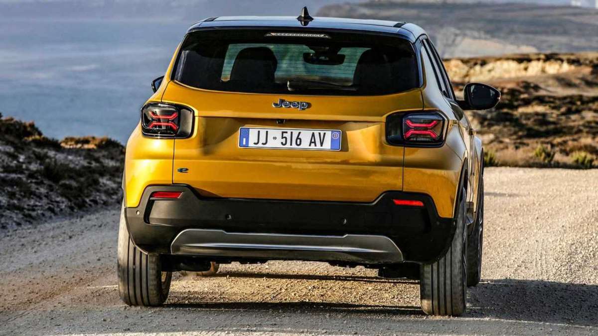 Jeep'in benzinli modeli geliyor: Fiyatı Avrupa'da düşüyor, Türkiye'de artıyor