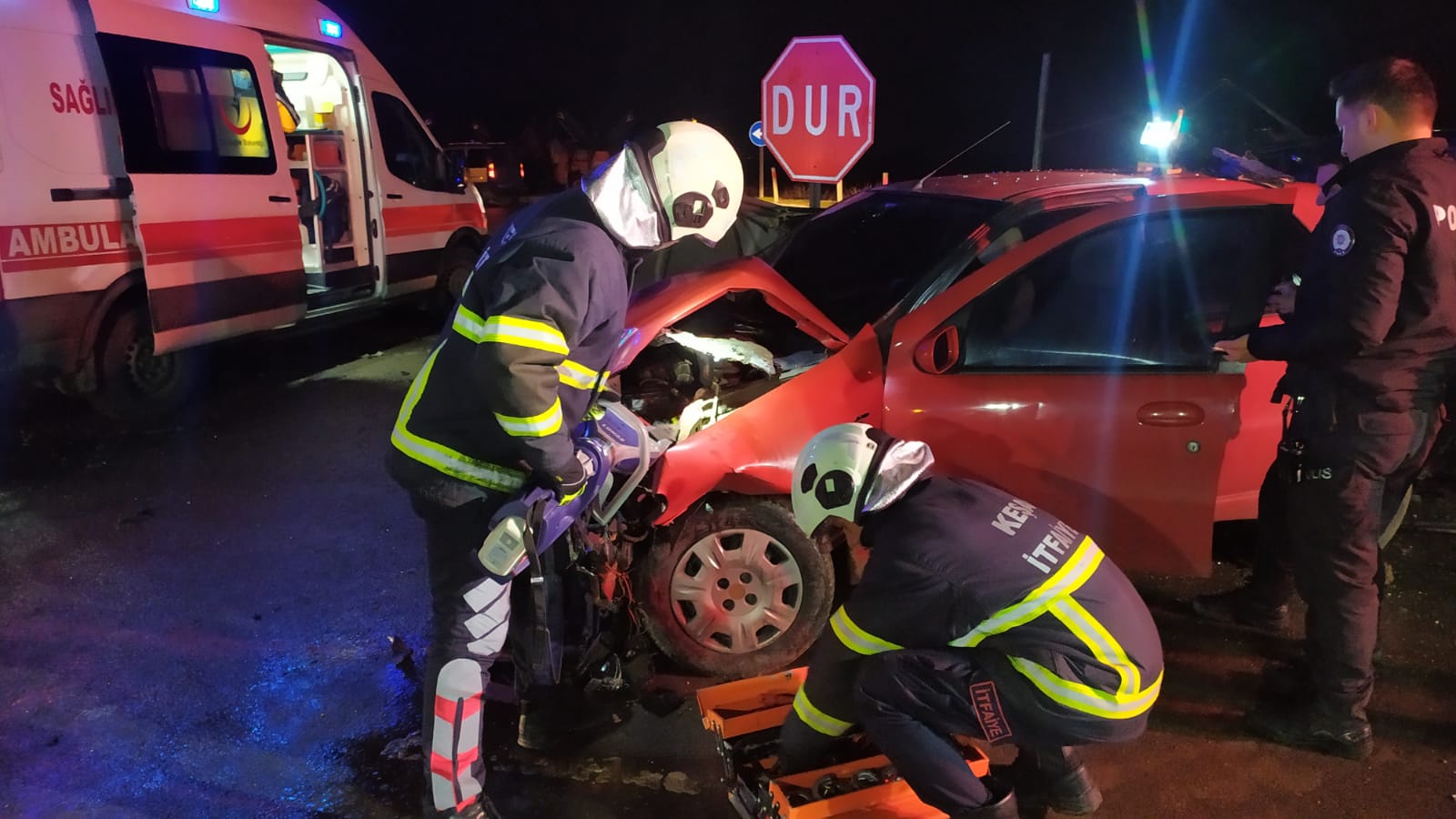 Edirne'de eğlence dönüşü kaza: 1 ölü, 5 yaralı