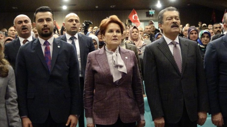 Meral Akşener'den hükümete çağrı: En düşük emekli maaşı asgari ücret kadar olmalı!