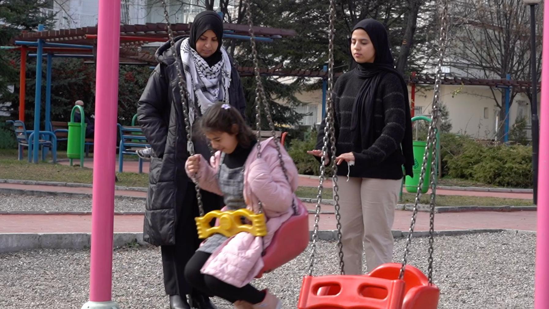 Kanser hastalarının tedavi için Gazze'den ayrılmaları engelleniyor