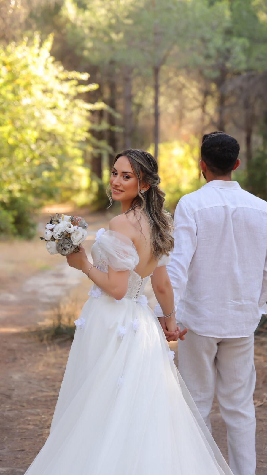 Şehriban Baykuşak Wedding Dresses: Kişiye Özel Gelinlik Tasarımları